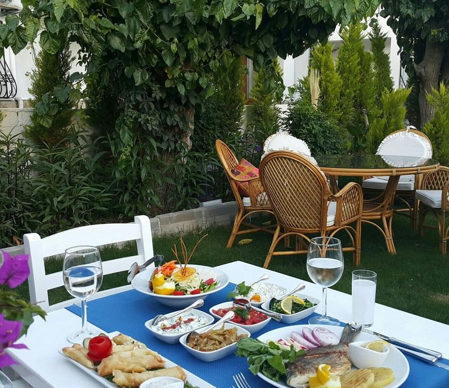 Fiko Hotel Гёльтюрбюку Экстерьер фото