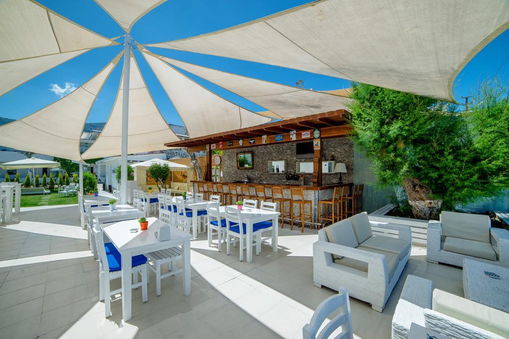 Fiko Hotel Гёльтюрбюку Экстерьер фото
